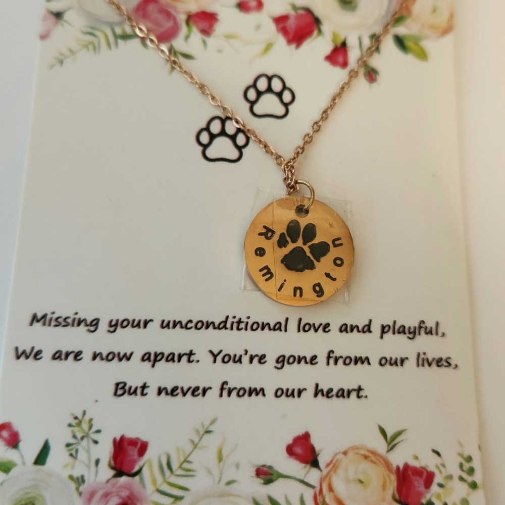 Peraonalized "Remington" Pet Lover's Memorial Necklace